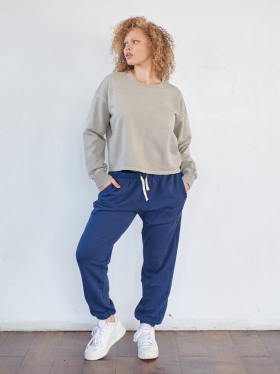 Cotton long sleeve crew neck sweatshirt